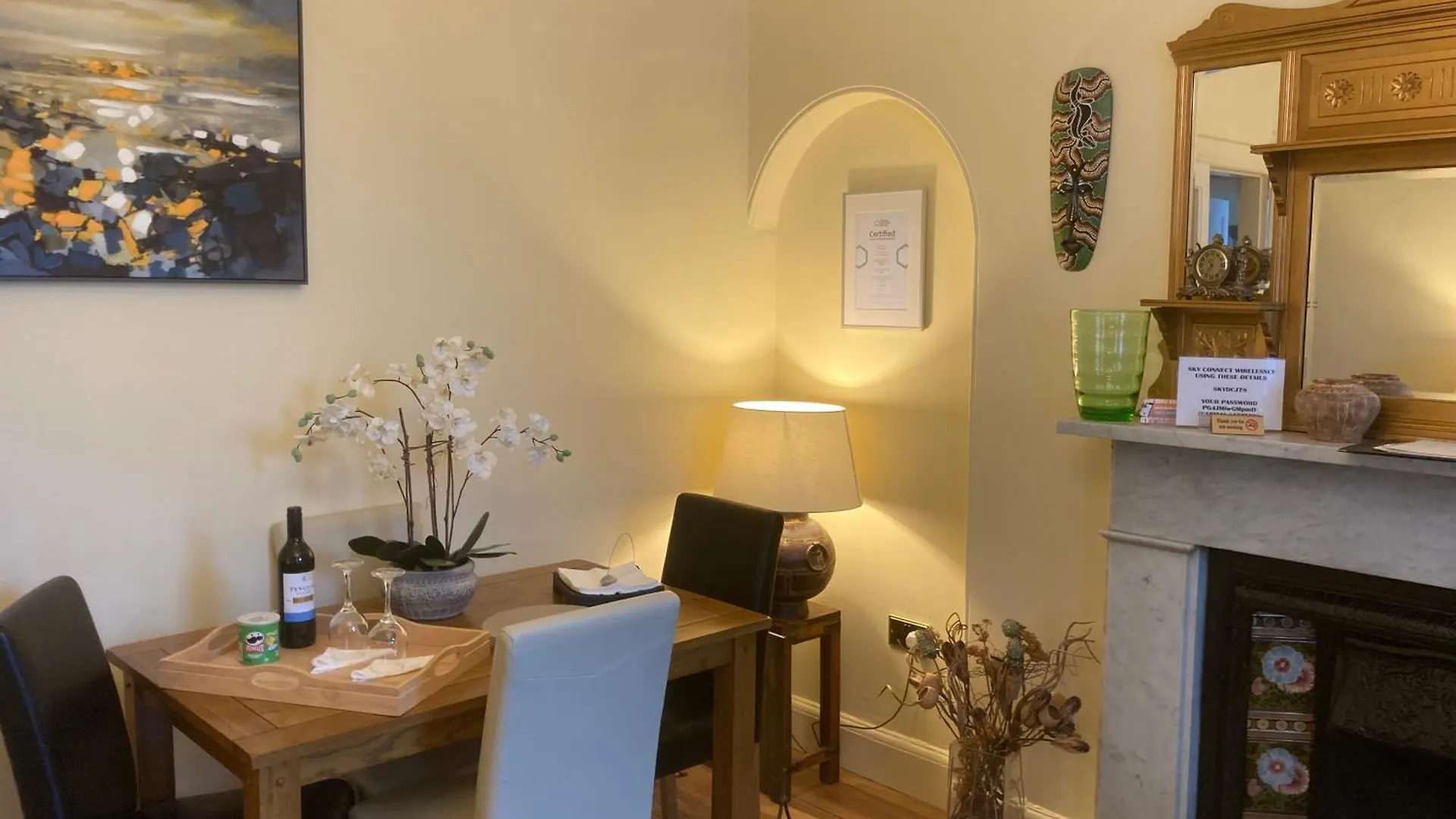 Mount Royal Victorian Apartments Self Catering Belfast