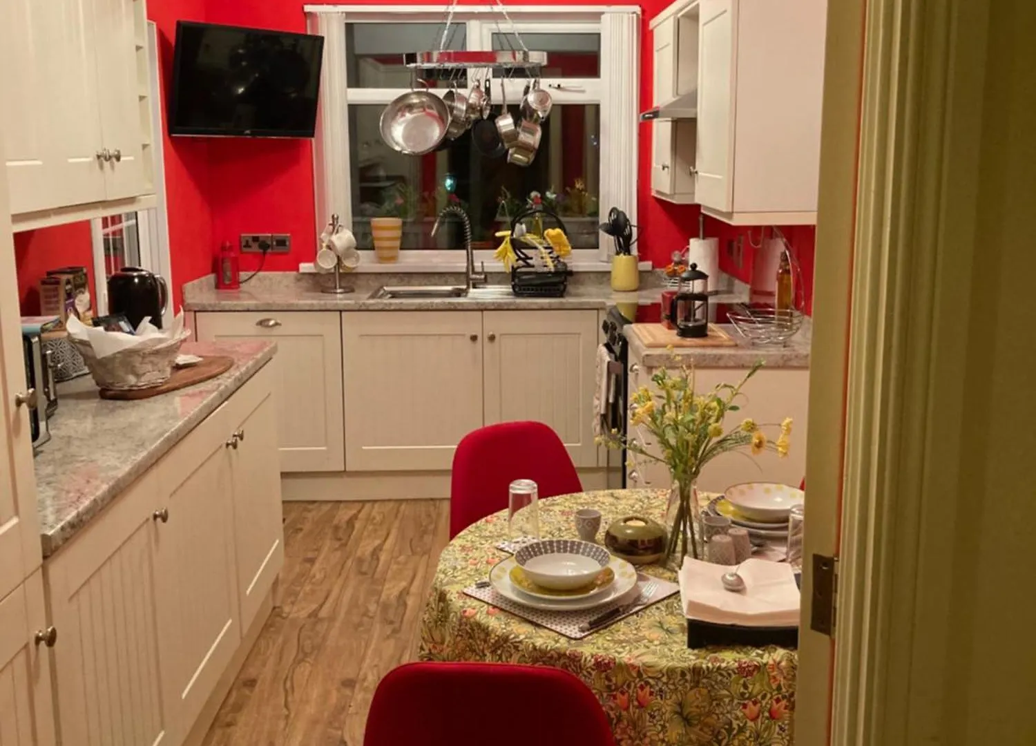 Mount Royal Victorian Apartments Self Catering Belfast