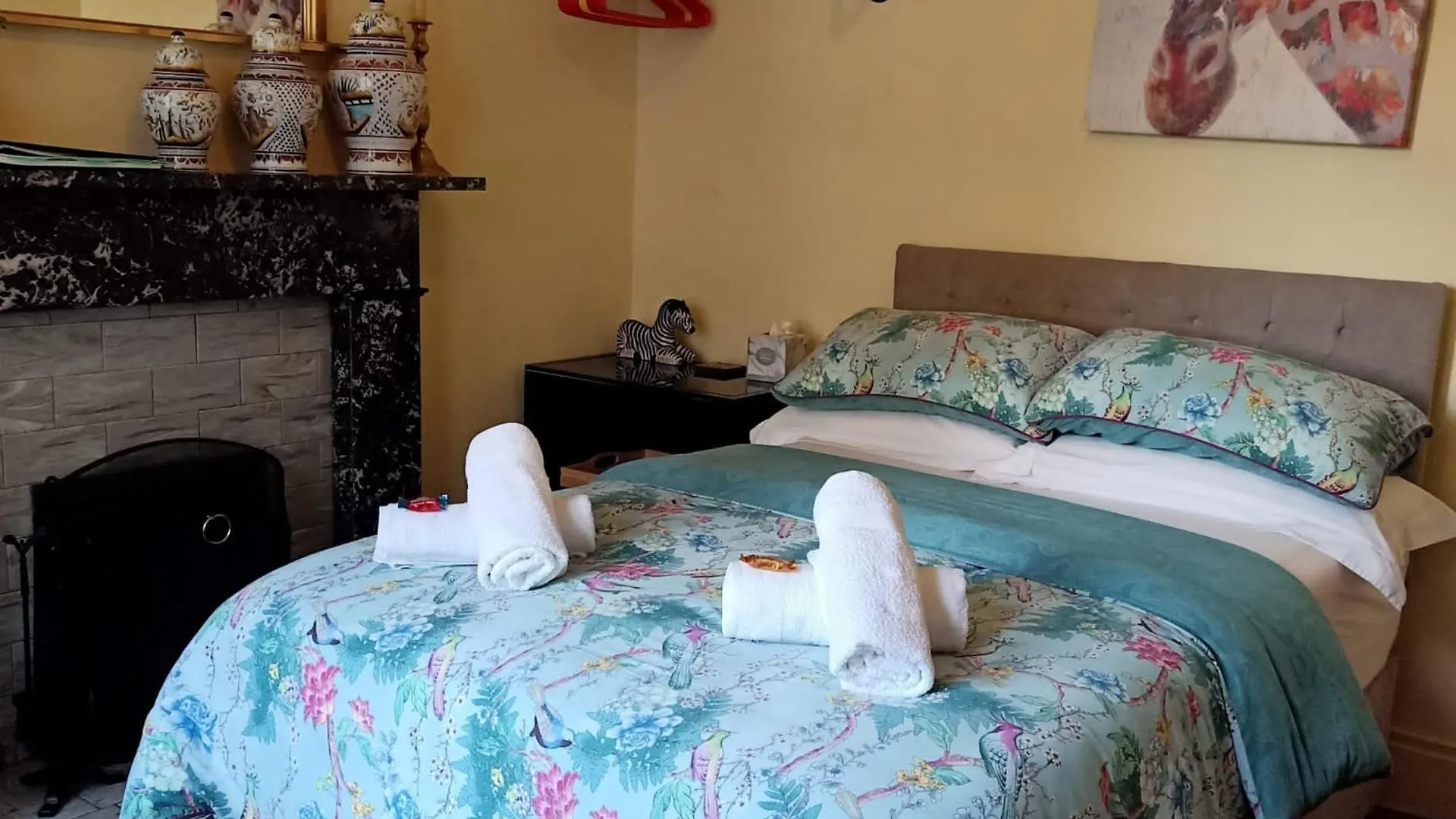 Mount Royal Victorian Apartments Self Catering Belfast