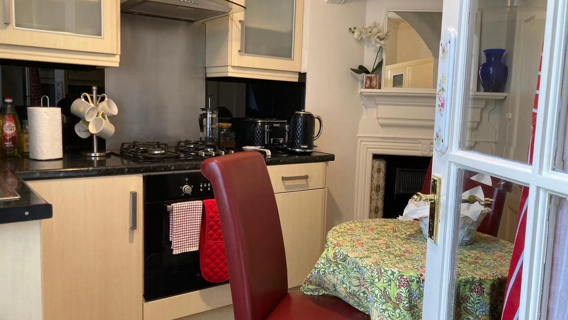 Mount Royal Victorian Apartments Self Catering Belfast